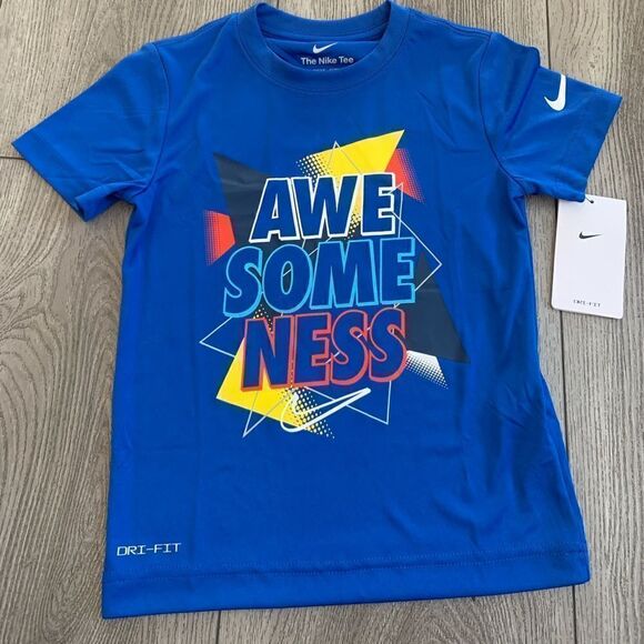 Nike boys graphic t shirt - Picture 1 of 3